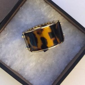 Tortoise shell ponytail holder